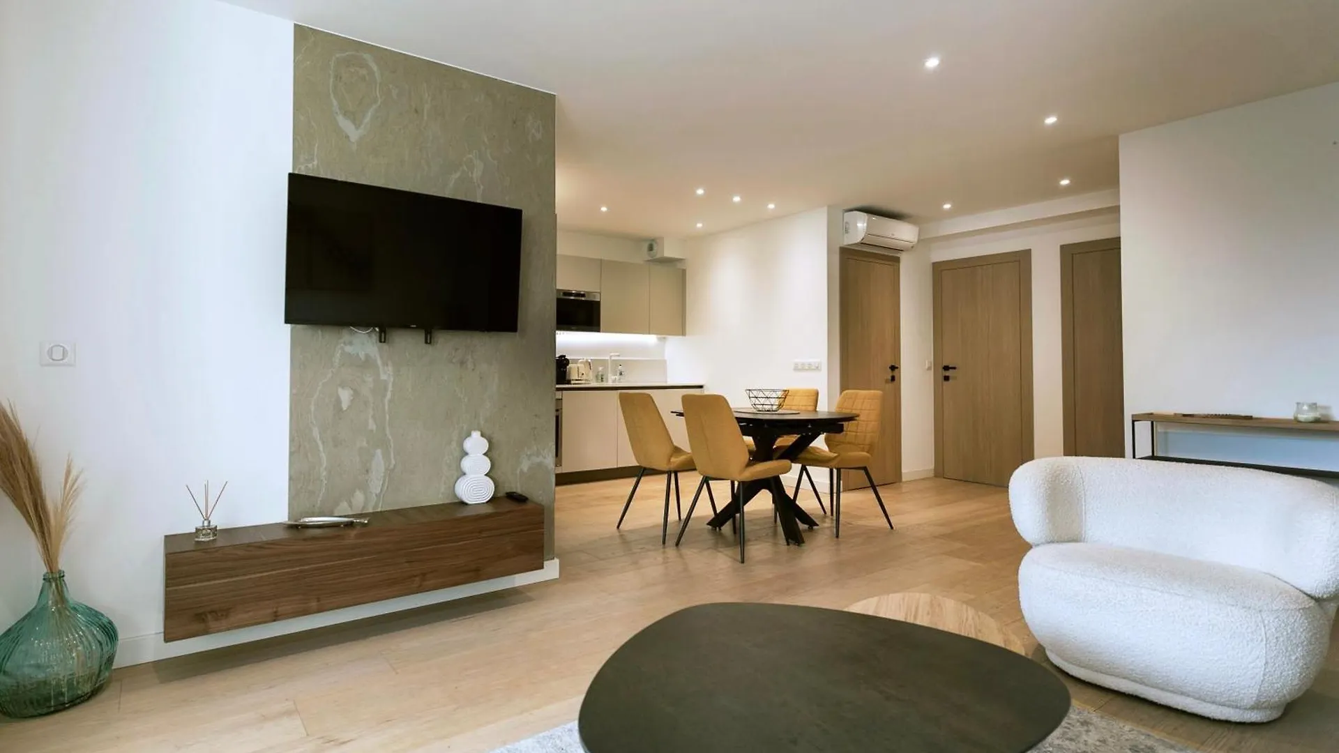 Le Standing - Appartement De Haut Standing Proche Du Port Antibes France