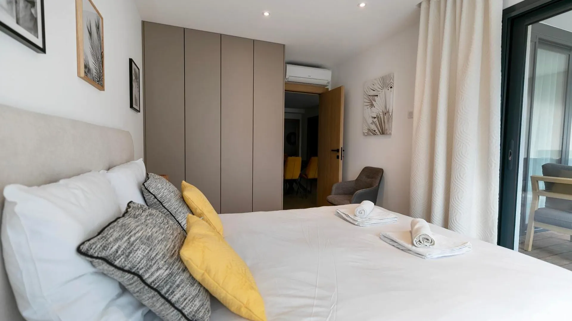 Le Standing - Appartement De Haut Standing Proche Du Port Antibes 0*,